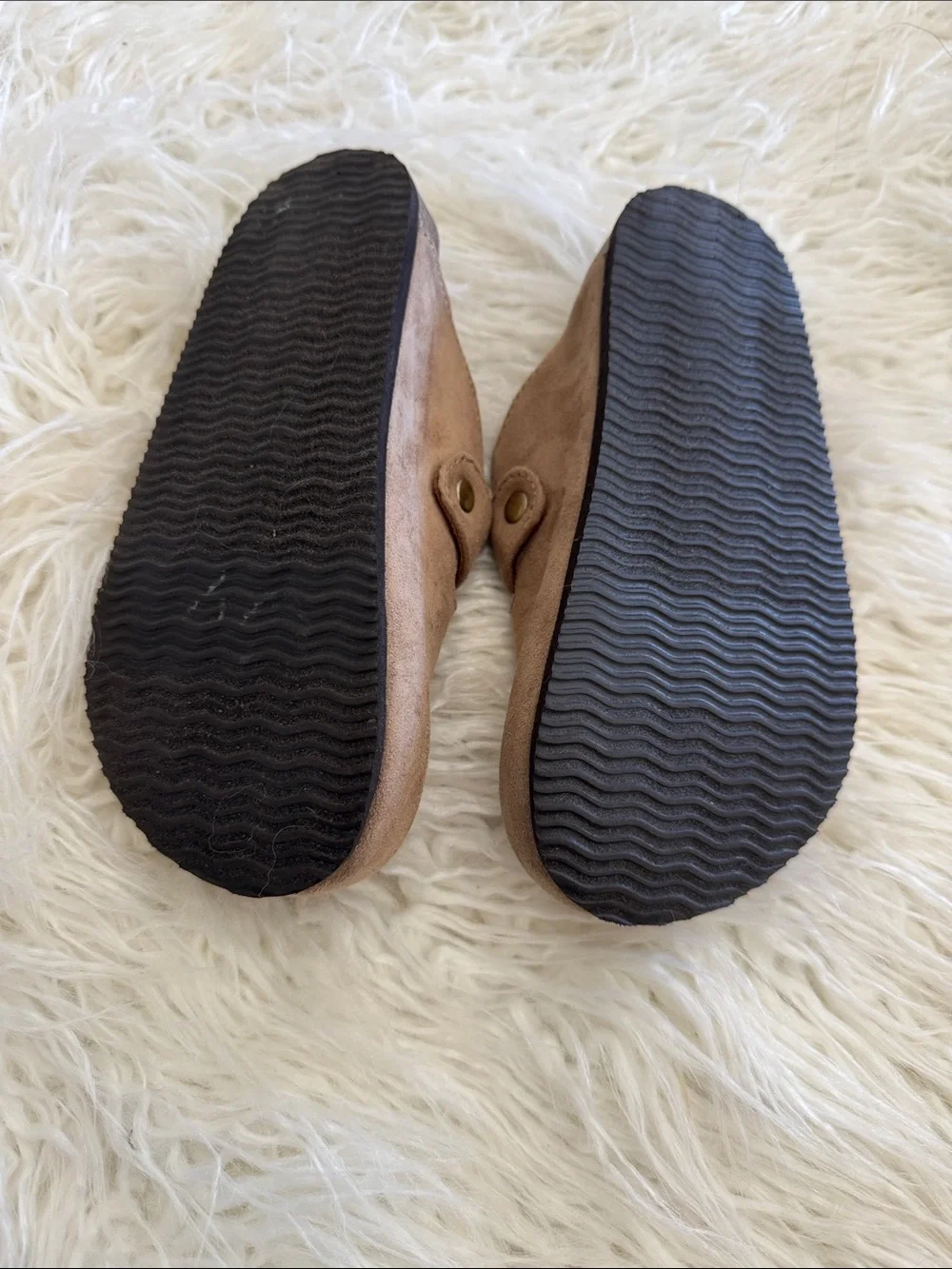 White Mountain Kids Taupe Suede Buckle Clogs